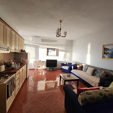 Apartament Vistamar *